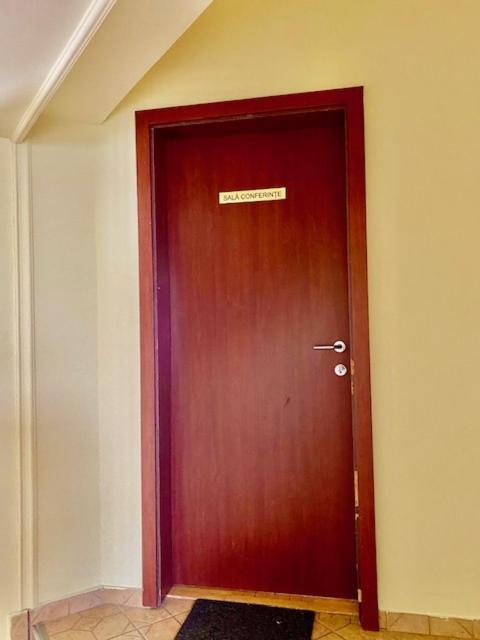 Pensiunea Casa Saxonia Rîşnov Kültér fotó